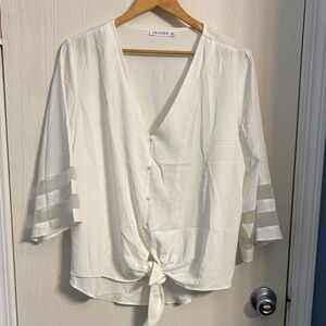 Elegant White Tie-Front Blouse by